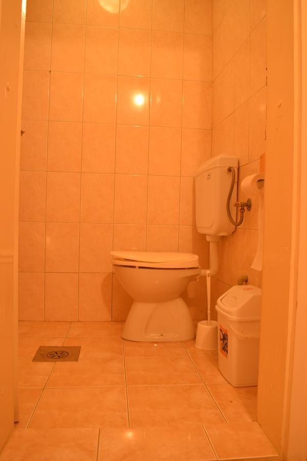 Two Bedroom Apartment Near Centre Ohrid Ngoại thất bức ảnh